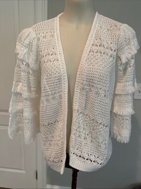 White cardigan 🌞